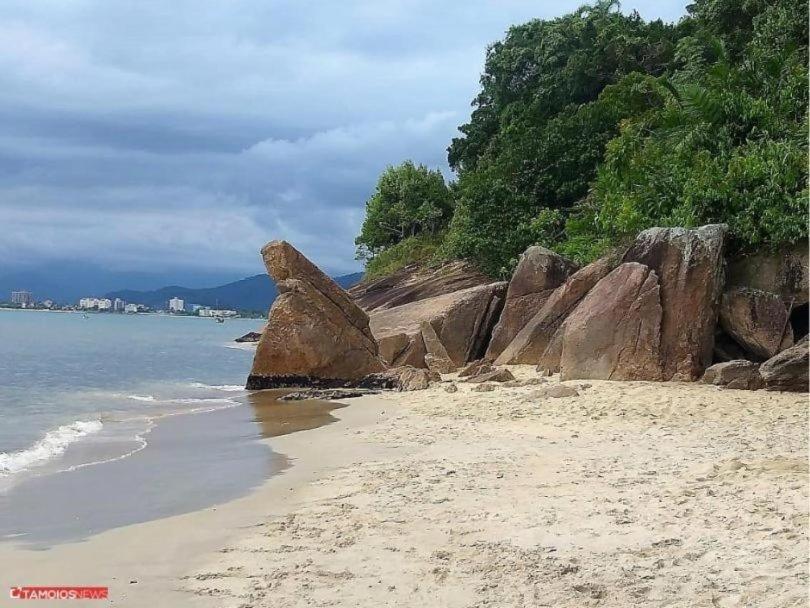 Apto Lindo 2 Dor Piscina Ar Internet 101 A Caraguatatuba Dış mekan fotoğraf